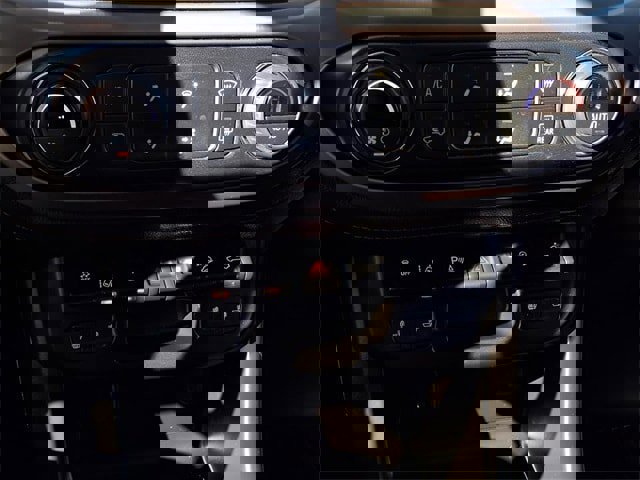 Used 2021 GMC Canyon AT4 w/ Driver Alert Package image 13