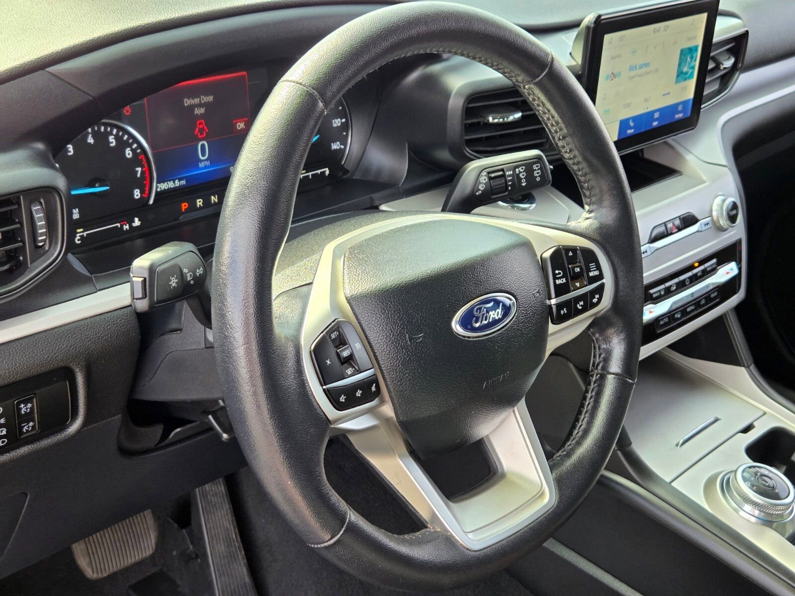 Certified 2023 Ford Explorer XLT RWD image 19