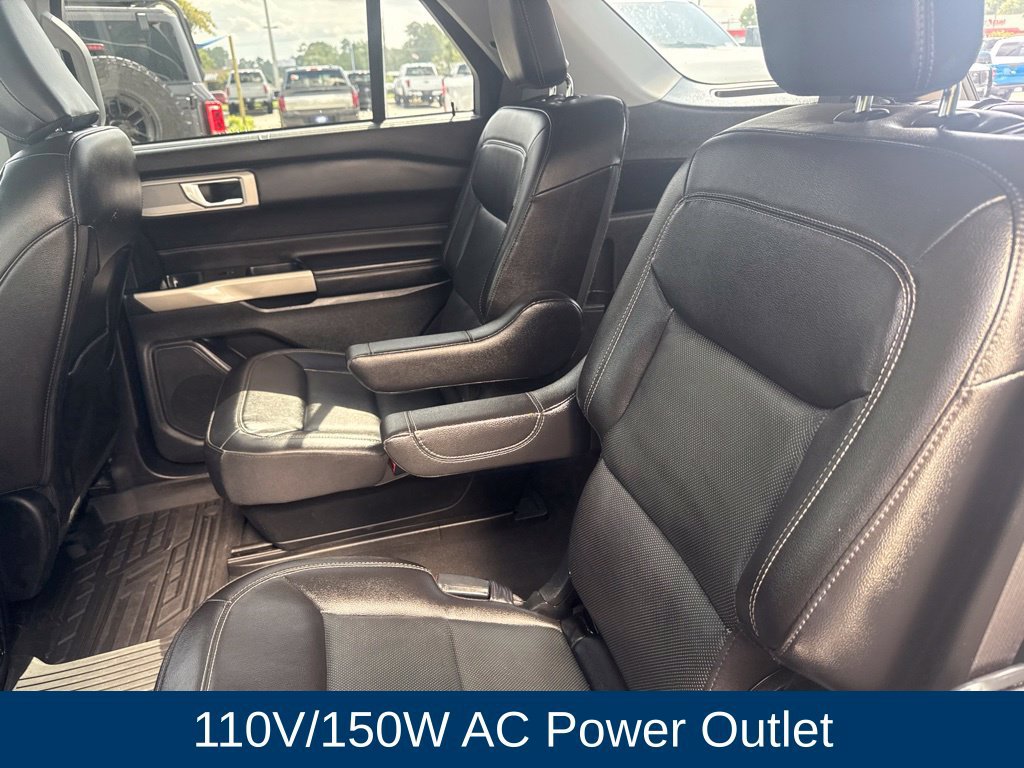 Certified 2022 Ford Explorer Limited w/ Equipment Group 301A RWD image 18
