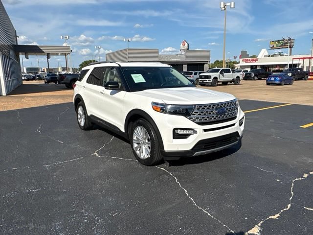 Certified 2023 Ford Explorer XLT w/ Equipment Group 202A RWD image 11