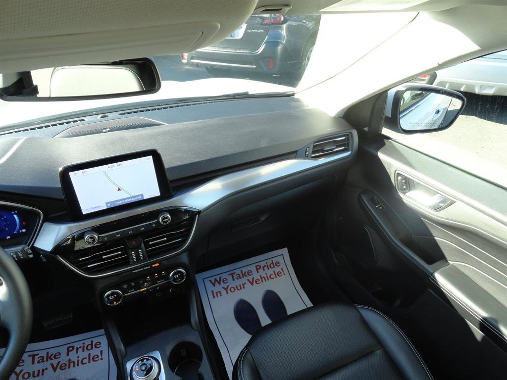 Certified 2021 Ford Escape Titanium image 21