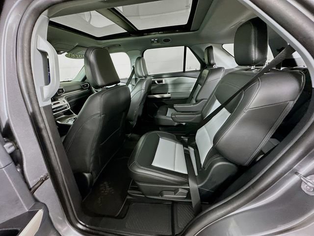 Certified 2023 Ford Explorer XLT w/ Equipment Group 202A image 32