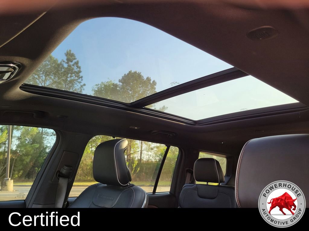 Used 2024 Jeep Grand Cherokee L Summit w/ High Altitude Package image 25