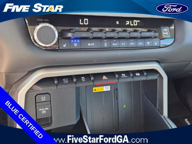 Used 2023 Toyota Tundra Limited AWD/4WD image 21