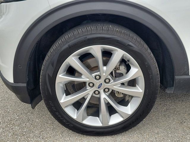 Certified 2021 Ford Explorer Platinum w/ Equipment Group 601A image 8