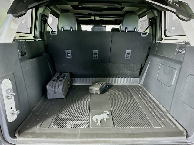 Certified 2026 Ford Bronco Raptor w/ Interior Carbon Fiber Pack AWD/4WD image 33