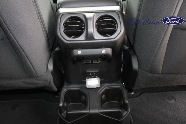Used 2019 Jeep Wrangler Unlimited Sahara AWD/4WD image 13
