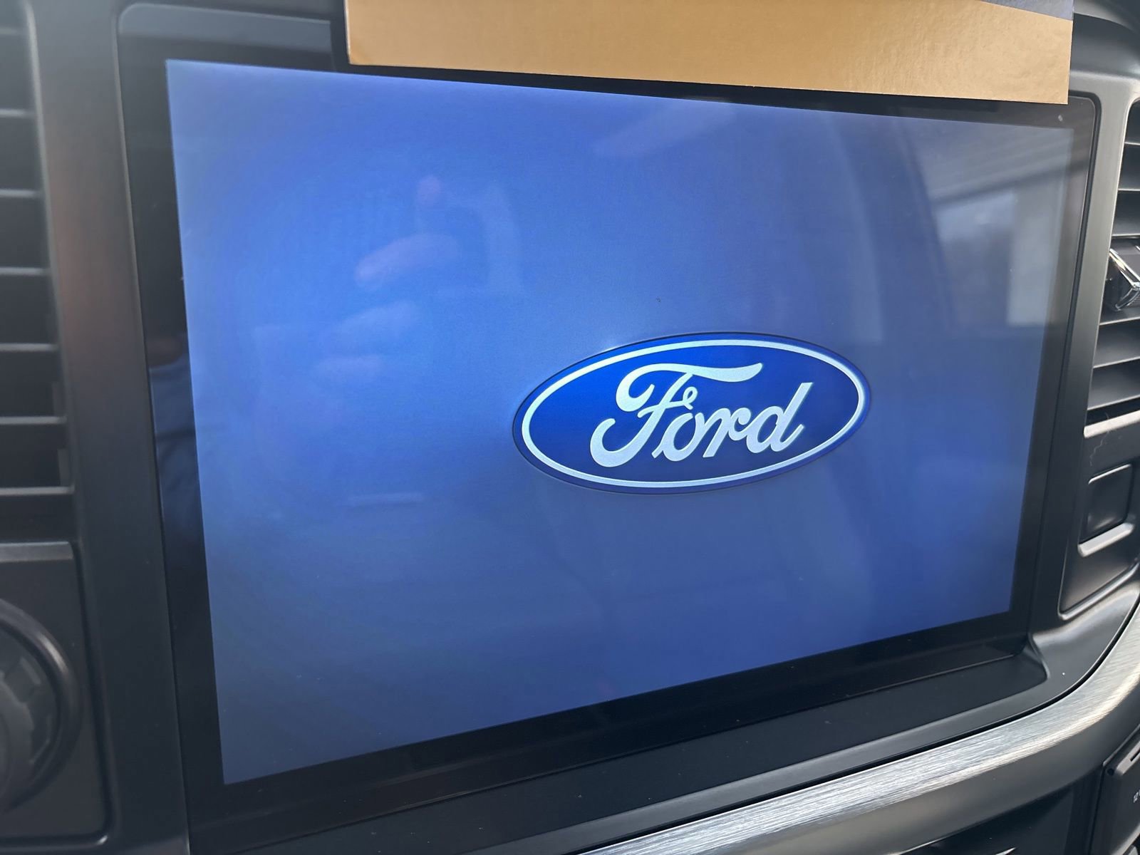 Certified 2022 Ford F150 Lariat w/ Equipment Group 502A High image 24