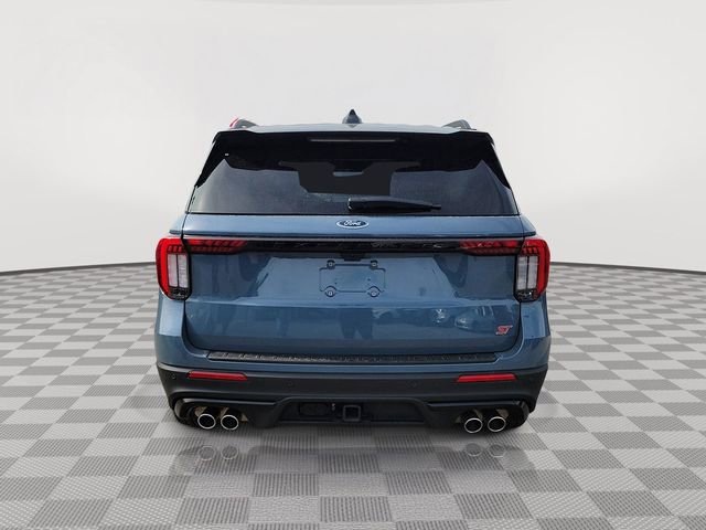 Certified 2025 Ford Explorer ST AWD/4WD image 4