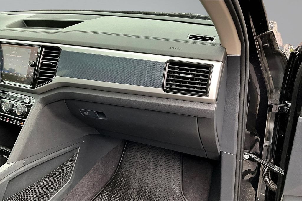 Used 2021 Volkswagen Atlas SEL R-Line w/ MDO Package (Bench Seat) AWD/4WD image 29