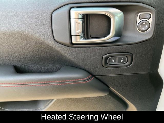 Used 2025 Jeep Gladiator Rubicon w/ Convenience Group image 12