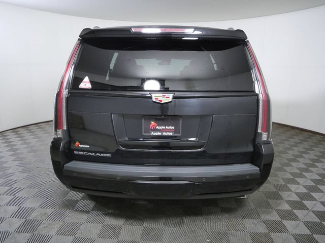 Used 2020 Cadillac Escalade Luxury w/ Escalade Sport Edition AWD/4WD image 8