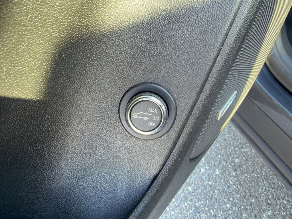 Used 2022 Chevrolet Blazer Premier w/ Enhanced Convenience Package image 29