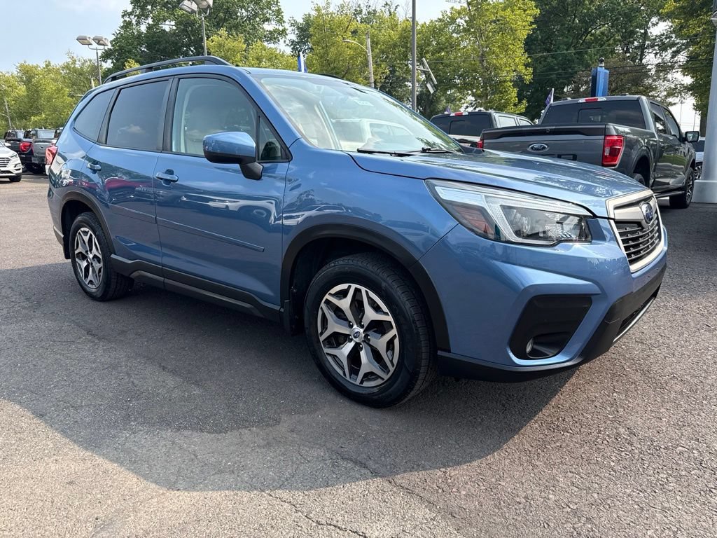 Used 2021 Subaru Forester Premium AWD/4WD image 3