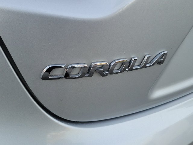 Used 2023 Toyota Corolla LE FWD image 23