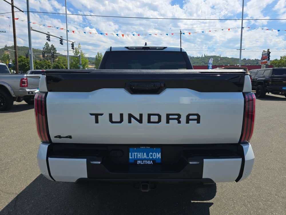 Used 2025 Toyota Tundra Platinum w/ TRD Off-Road Package AWD/4WD image 4