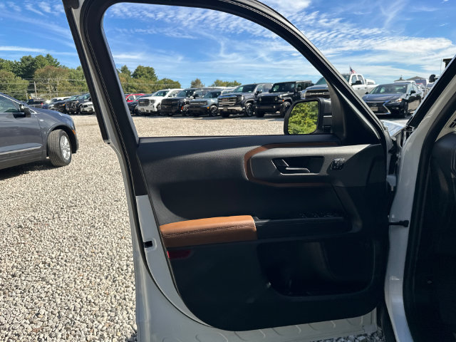 Certified 2025 Ford Bronco Sport Outer Banks w/ Outer Banks Tech Package+ AWD/4WD image 27