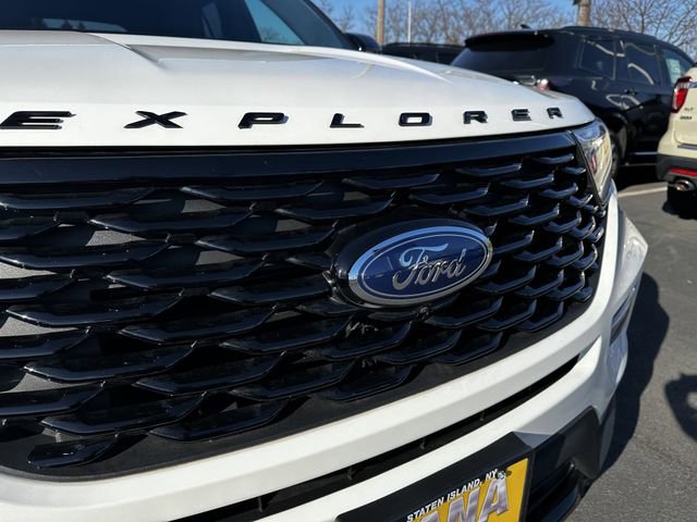 Certified 2023 Ford Explorer ST-Line image 11