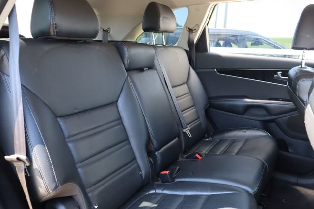 Used 2019 Kia Sorento EX AWD/4WD image 31