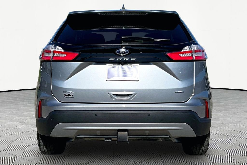 Certified 2024 Ford Edge SEL w/ Convenience Package AWD/4WD image 3