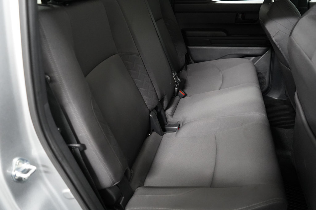 Used 2025 Toyota Tacoma SR5 AWD/4WD image 23