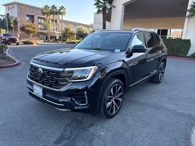 Used 2024 Volkswagen Atlas SEL Premium R-Line AWD/4WD image 1
