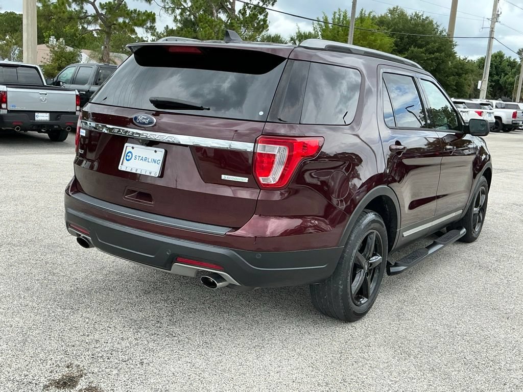 Certified 2018 Ford Explorer XLT FWD image 12