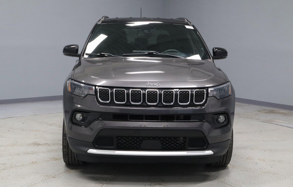 Used 2023 Jeep Compass Limited image 8