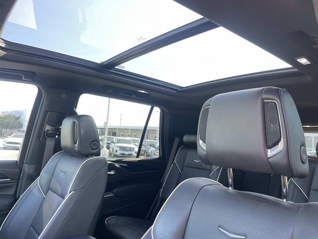 Used 2024 Cadillac Escalade Sport w/ Touring Package AWD/4WD image 22