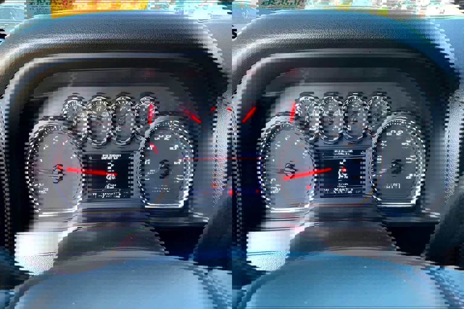 Used 2021 Chevrolet Silverado 2500 LT w/ Convenience Package image 22