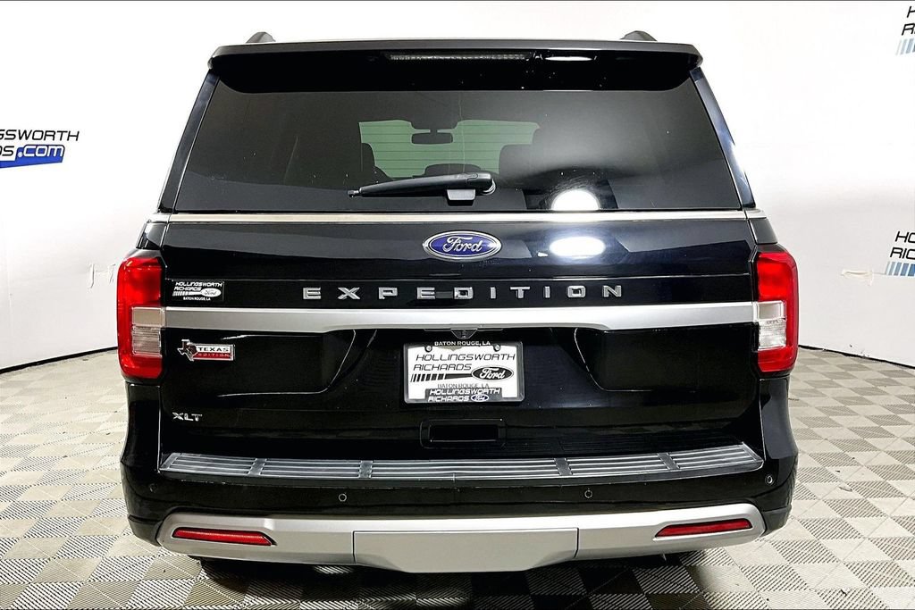 Certified 2022 Ford Expedition XLT RWD image 4