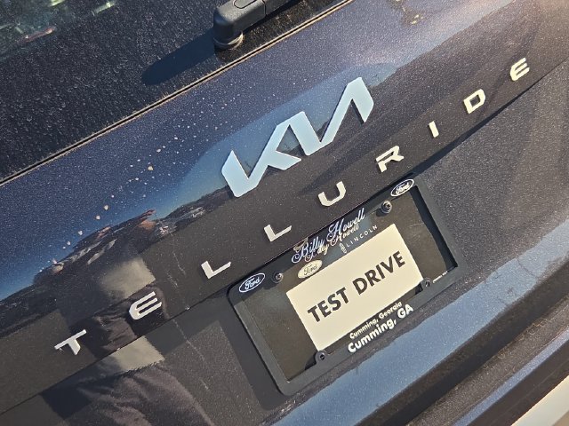 Used 2025 Kia Telluride S FWD image 35