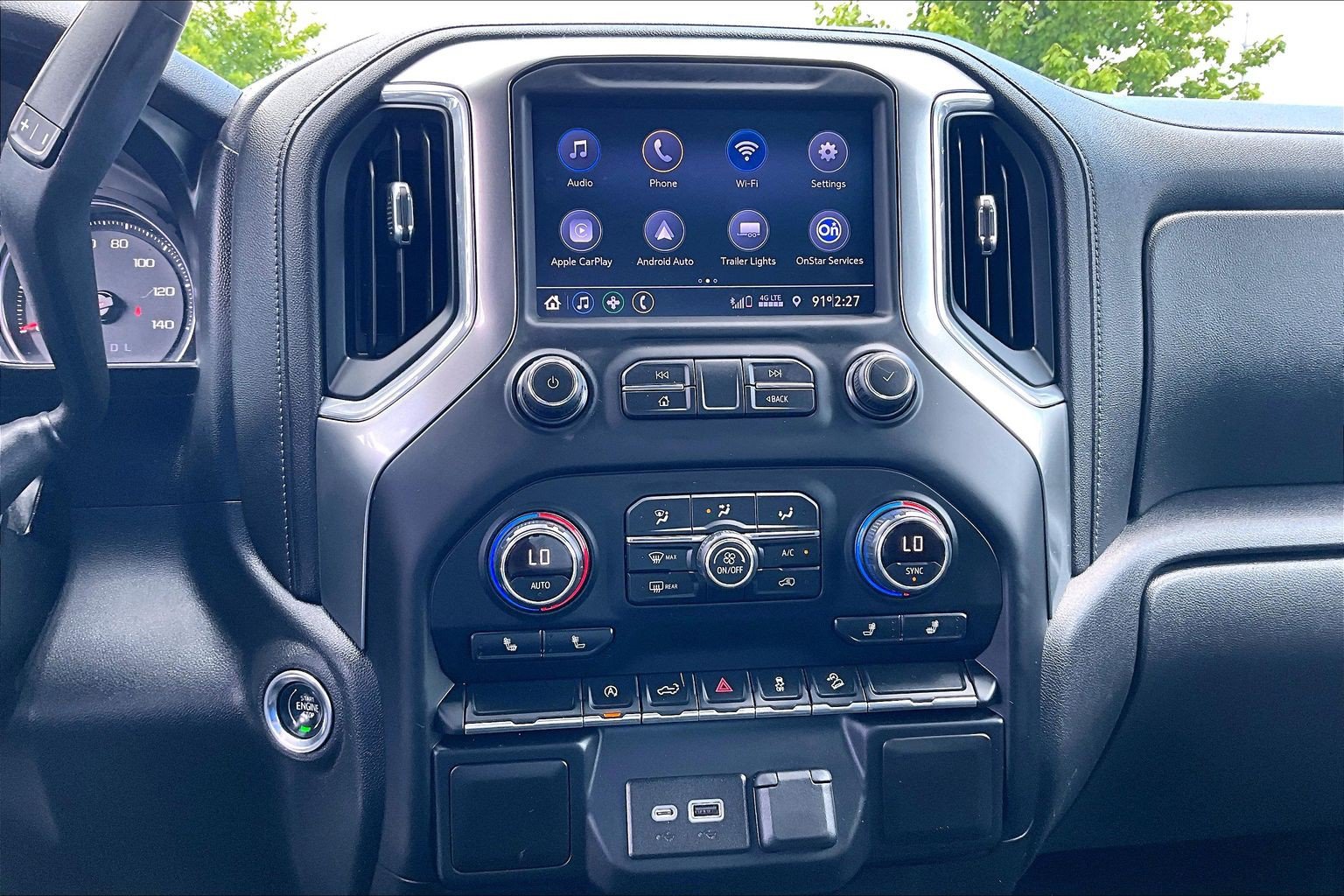Used 2020 Chevrolet Silverado 1500 RST AWD/4WD image 16