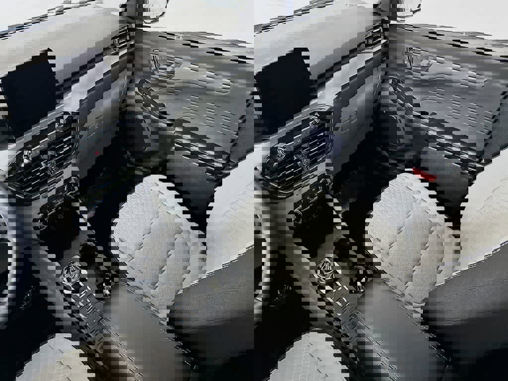 Certified 2024 Ford Escape Active image 13