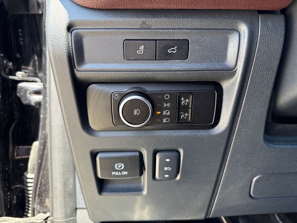 Certified 2023 Ford Expedition Limited RWD image 14