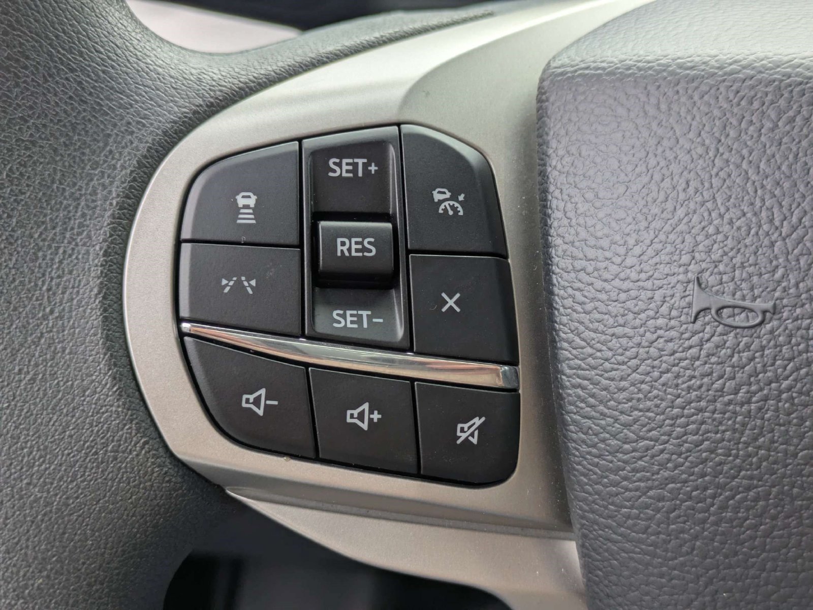 Certified 2026 Ford Explorer Active RWD image 26