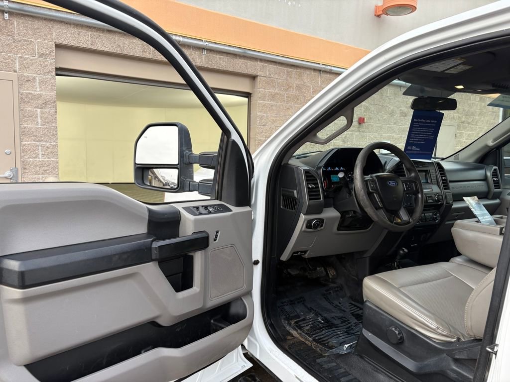 Certified 2017 Ford F550 4x4 Crew Cab Super Duty image 13