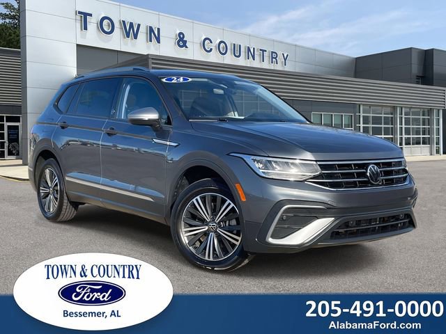 Used 2024 Volkswagen Tiguan Wolfsburg Edition image 7