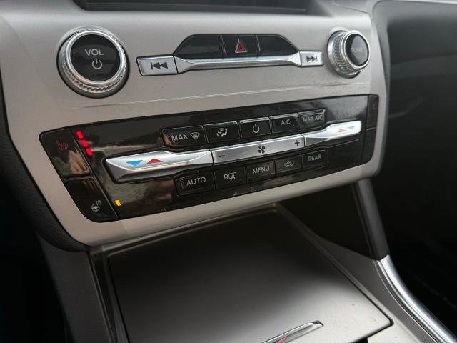 Certified 2022 Ford Explorer XLT w/ Equipment Group 202A image 22