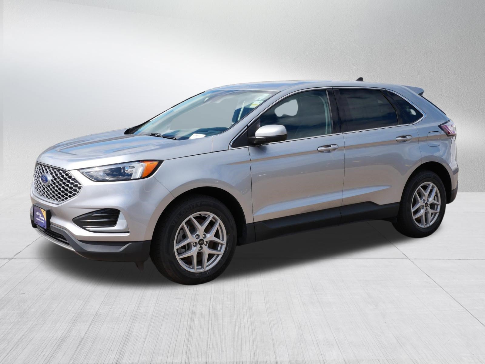 Certified 2024 Ford Edge SEL AWD/4WD image 3