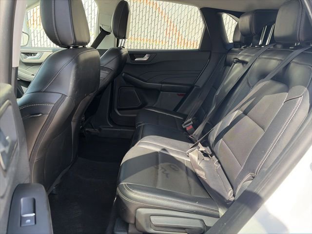 Certified 2022 Ford Escape SEL FWD image 8