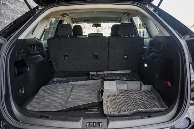 Certified 2022 Ford Edge SE w/ Black Appearance Package image 14