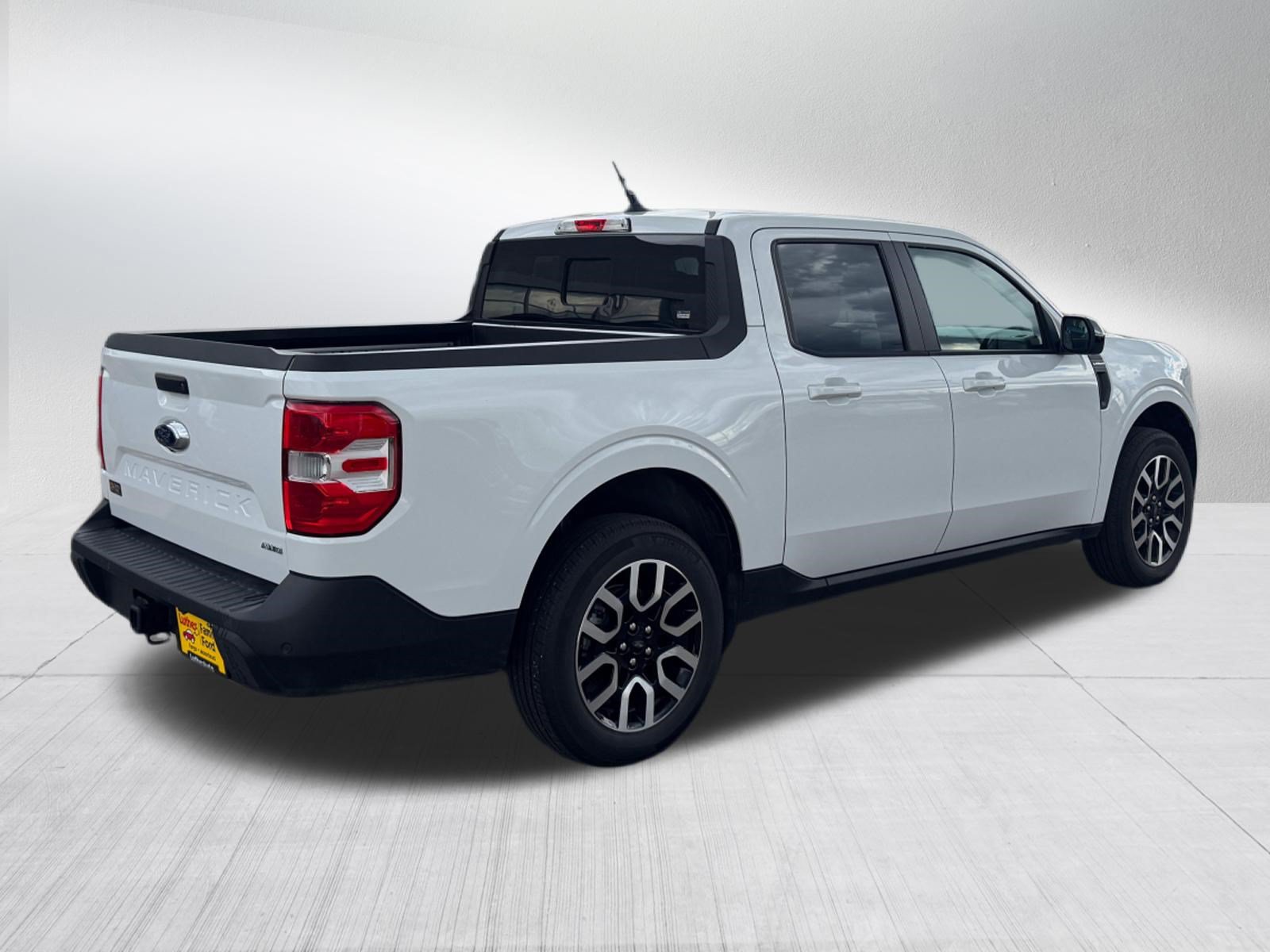 Certified 2024 Ford Maverick Lariat w/ 4K Tow Package AWD/4WD image 7