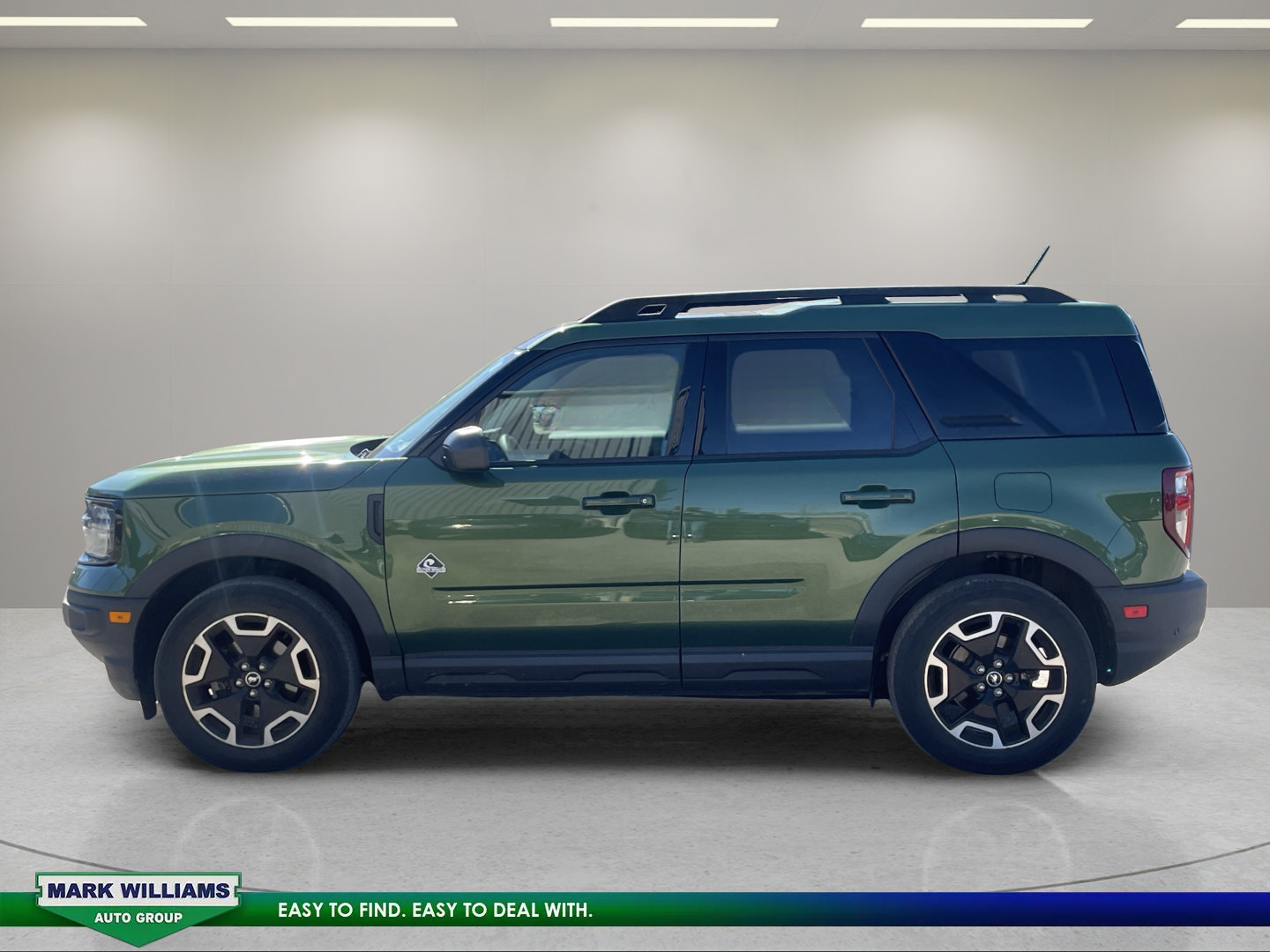 Certified 2023 Ford Bronco Sport Outer Banks w/ Tech Package AWD/4WD image 4