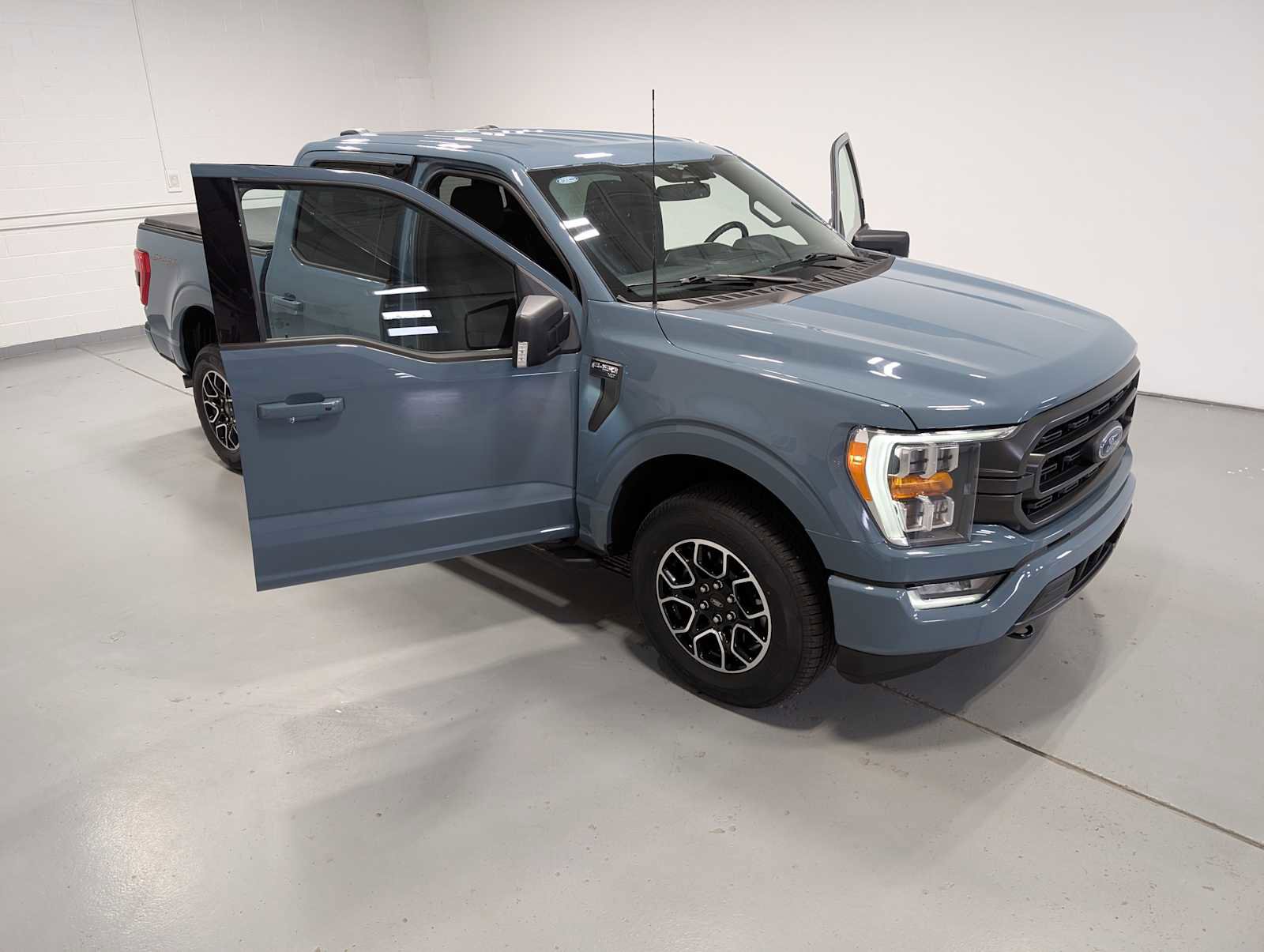 Certified 2023 Ford F150 XLT w/ Equipment Group 302A High AWD/4WD image 17