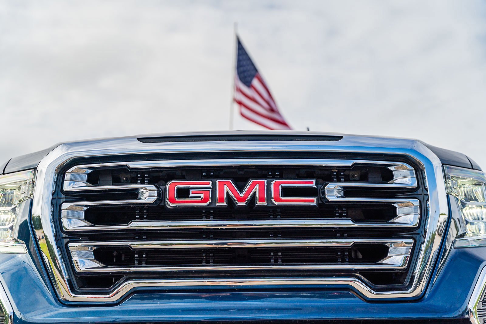 Used 2021 GMC Sierra 1500 SLT w/ SLT Convenience Package image 24