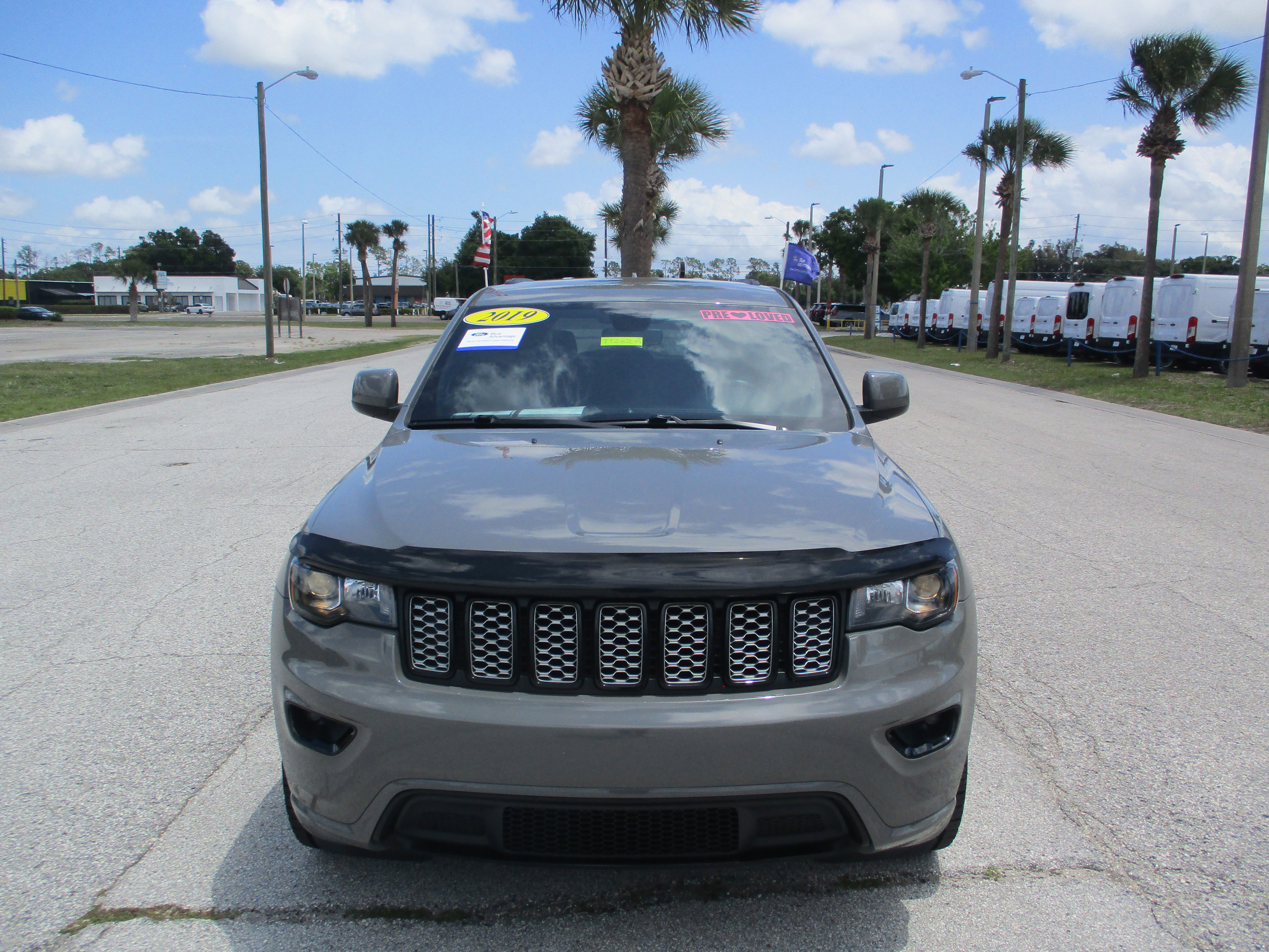Used 2019 Jeep Grand Cherokee Altitude RWD image 2