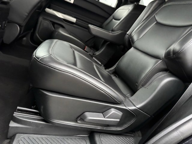 Certified 2023 Ford Explorer XLT w/ Equipment Group 202A image 9