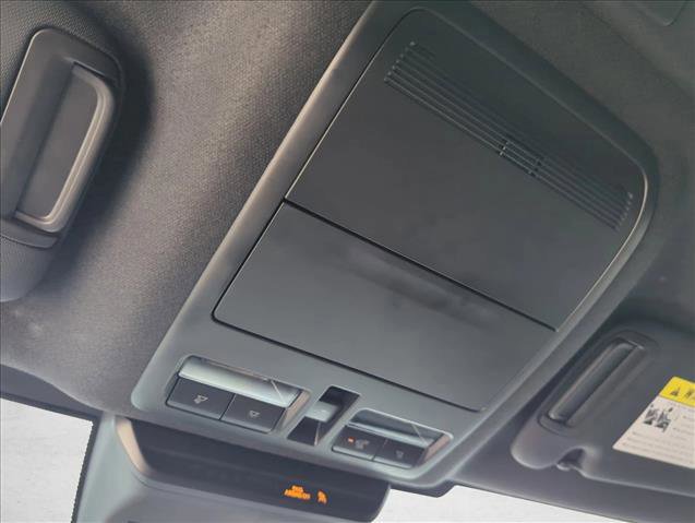 Used 2023 MAZDA MAZDA3 s image 14