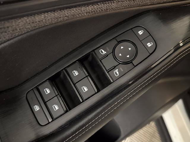 Used 2023 Nissan Rogue SV FWD image 16